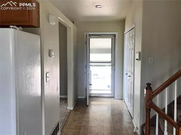 Colorado Springs, CO 80925,7340 Candelabra DR