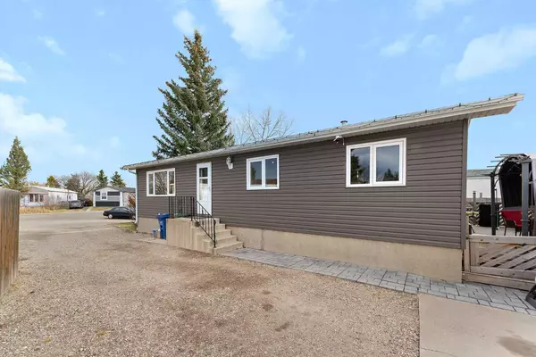 Airdrie, AB T4A 1A8,141 Spring Haven Mews Southeast