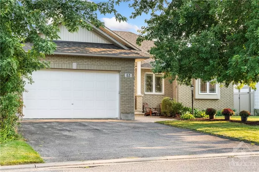 53 CINNABAR WAY, Stittsville - Munster - Richmond, ON K2S 1Y7