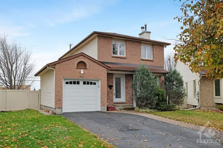 207 PARK GROVE DR, Orleans - Cumberland And Area, ON K1E 2S9