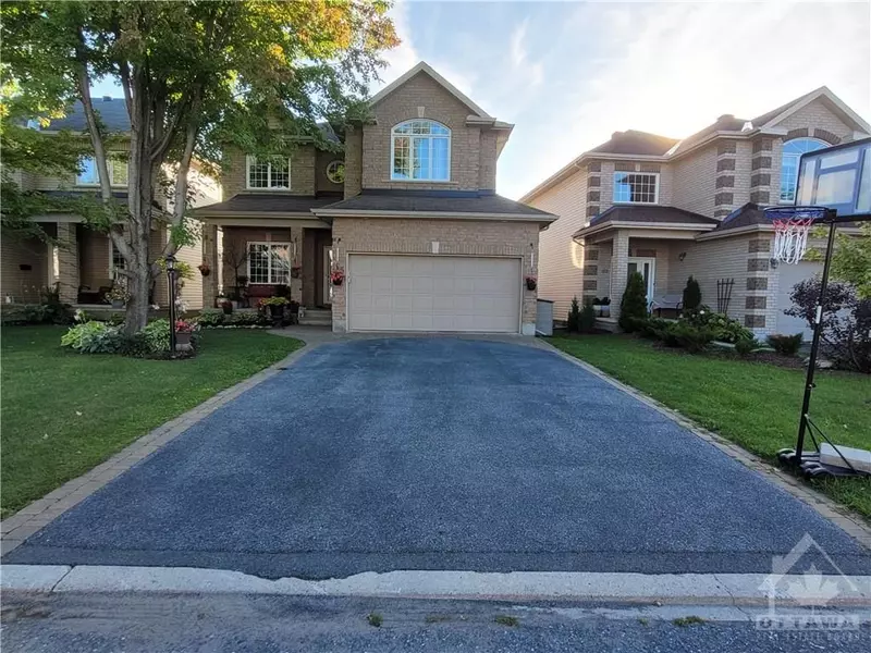 115 SIROCCO CRES, Stittsville - Munster - Richmond, ON K2S 2E1