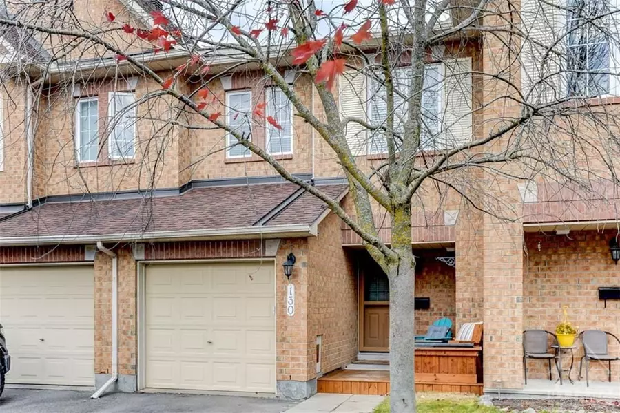 130 LANDOVER CRES, Kanata, ON K2M 2W2