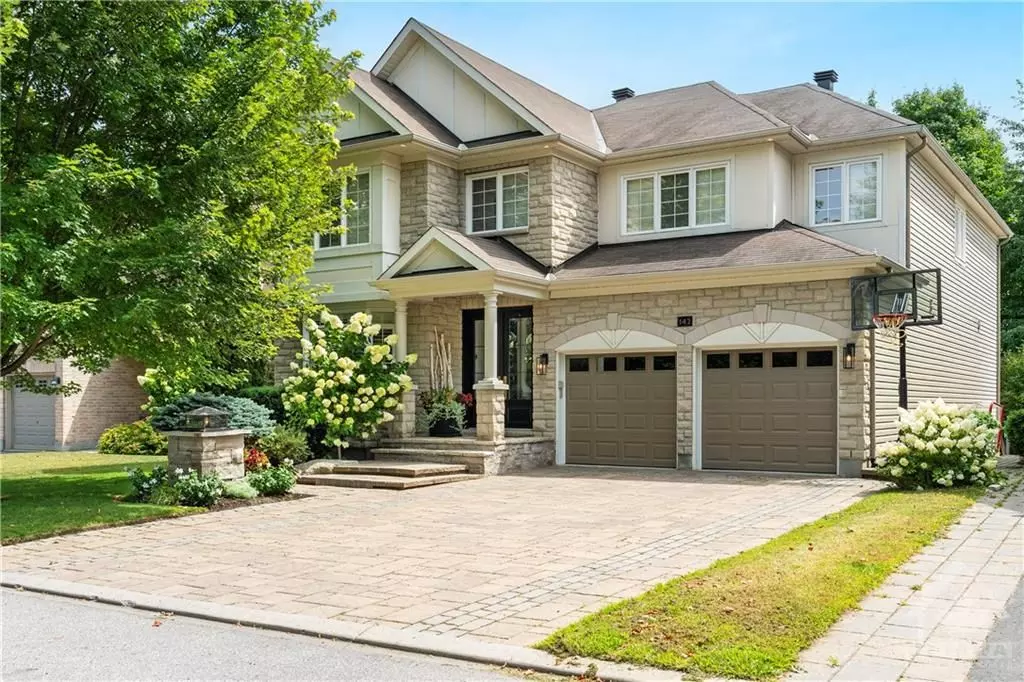 Barrhaven, ON K2J 0W8,142 CHENOA WAY