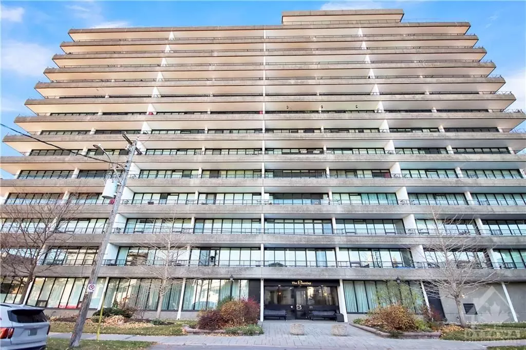 Carlingwood - Westboro And Area, ON K2A 3X4,370 DOMINION AVE #402