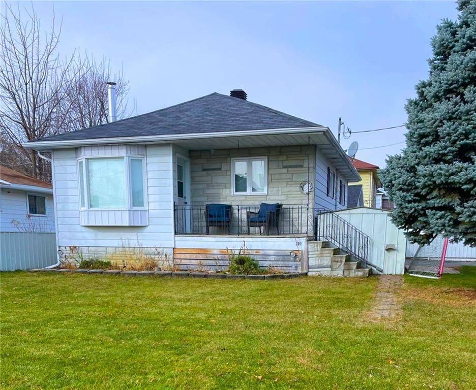 Cornwall, ON K6J 3C7,301 TWELFTH ST W