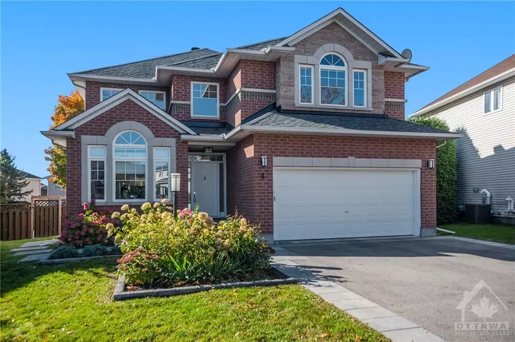 Kanata, ON K2M 2V5,4 WHEATLEY CT