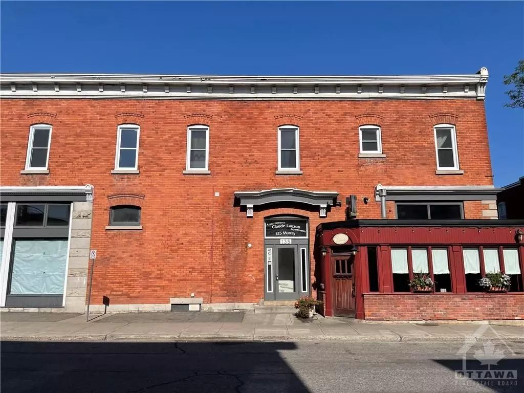 Lower Town - Sandy Hill, ON K1N 5M7,135 MURRAY ST #1