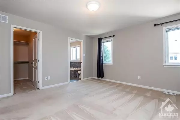 Kanata, ON K2W 0B2,626 BRAECREEK AVE