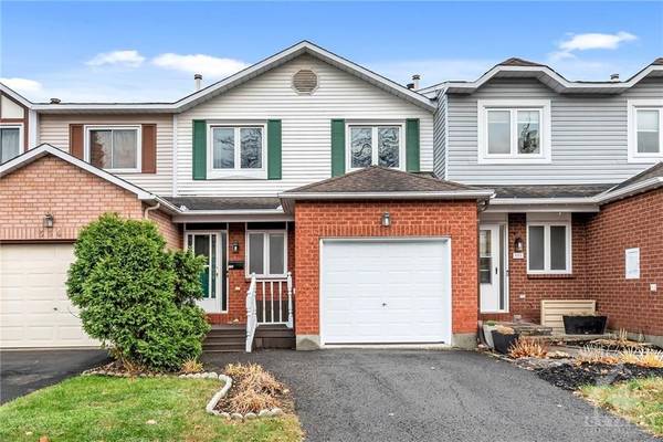 556 LATOUR CRES, Orleans - Cumberland And Area, ON K4A 1N6