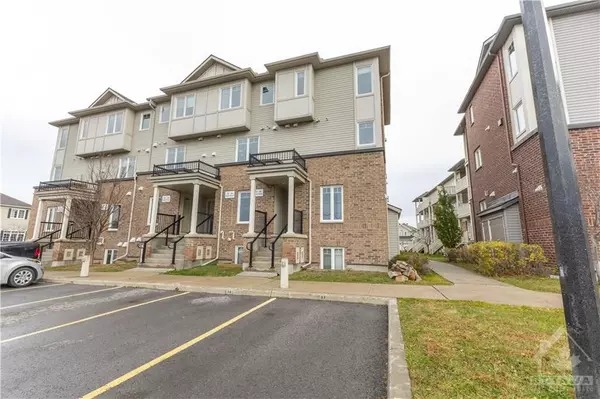 218 SHANLY, Barrhaven, ON K2J 5X6