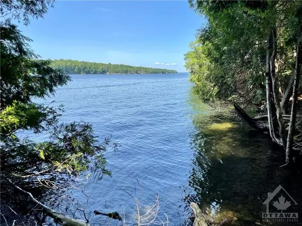 Rideau Lakes, ON K0G 1V0,3 SAND