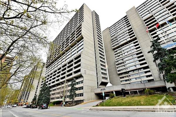 500 LAURIER AVE #2203, Ottawa Centre, ON K1R 5E1