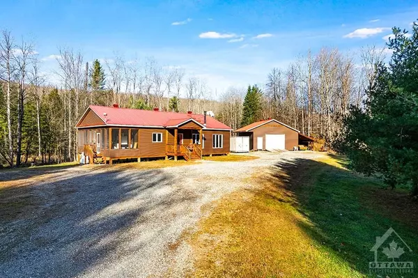 1044 LAVANT MILL RD, Lanark Highlands, ON K0G 1M0