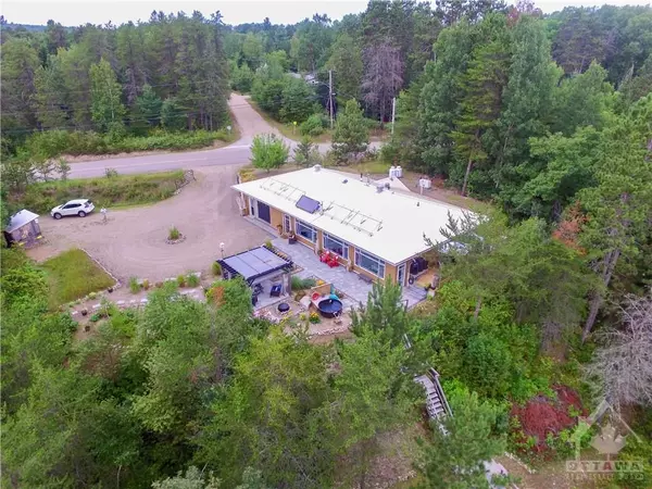 Madawaska Valley, ON K0J 1B0,188 PAUGH LAKE RD