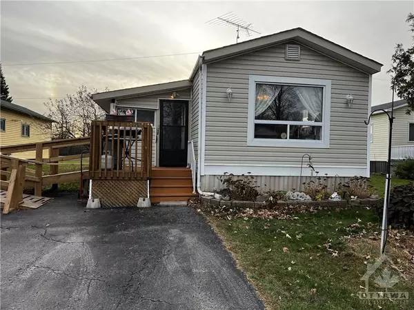 247 PARK CRES, Beckwith, ON K7C 4R5