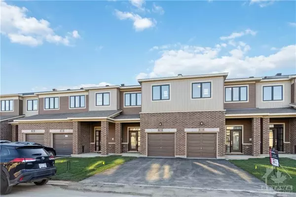 304 ELSIE MACGILL WALK, Kanata, ON K2W 0L1