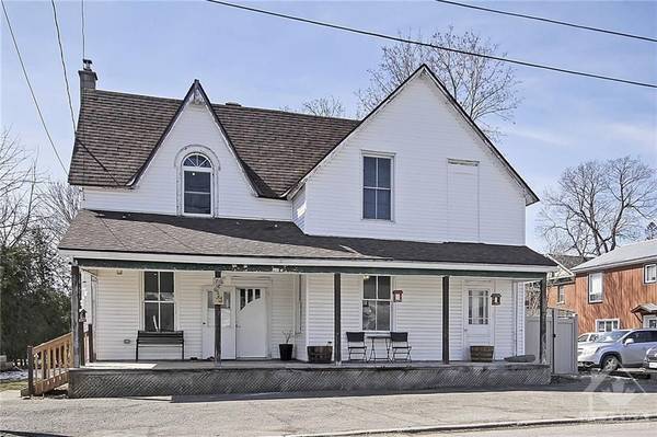 30 KING ST, North Dundas, ON K0C 1H0