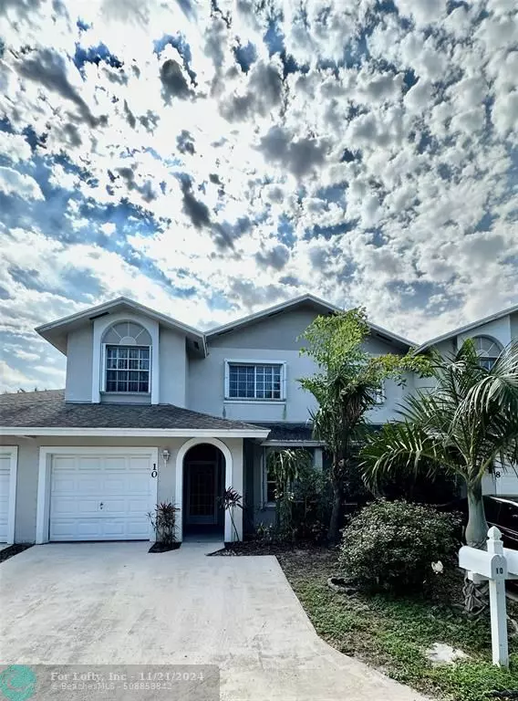 Boynton Beach, FL 33426,10 Desford Ln