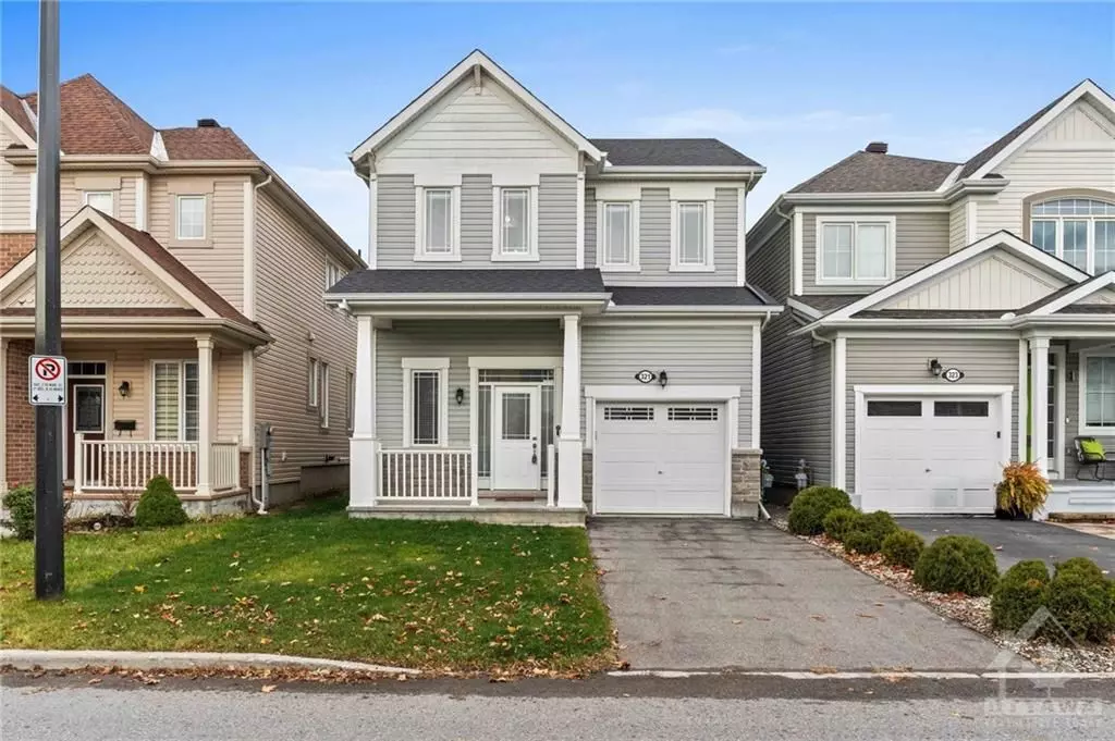 Kanata, ON K2M 0J7,321 MEADOWBREEZE DR