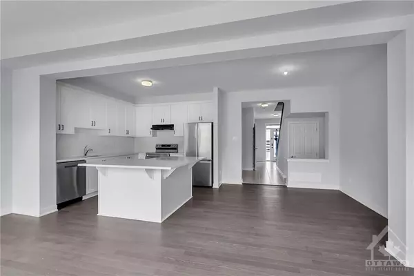 Barrhaven, ON K2J 7E4,277 ORMISTON CRES