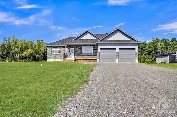 North Dundas, ON K0E 1S0,10545 WYLIE WAY