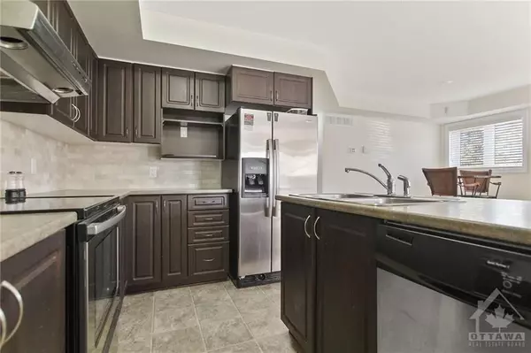 Barrhaven, ON K2G 4R5,297 CRESTHAVEN DR #1