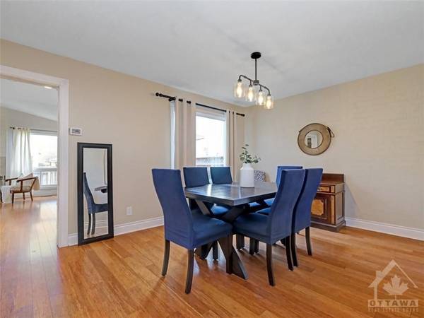 Kanata, ON K2M 2A9,53 SADDLEHORN CRES