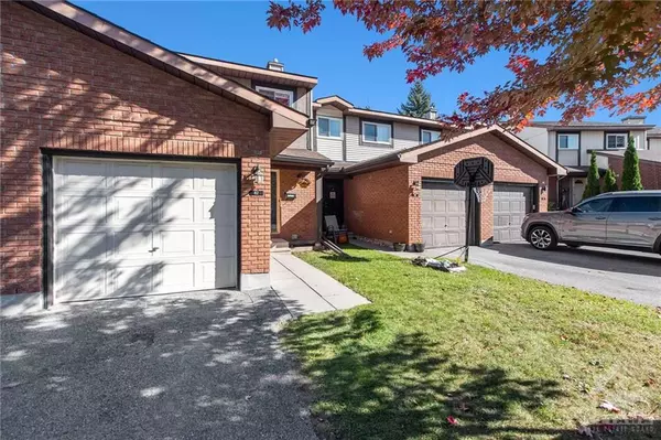 Ottawa, ON K2L 3E2,62 CLARKSON CRES