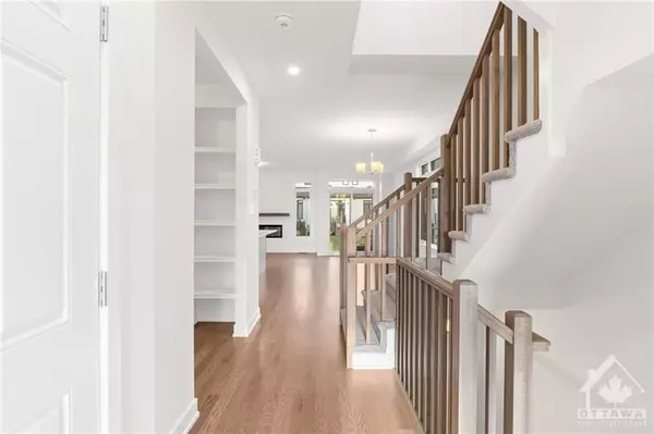 Barrhaven, ON K2J 6Y9,845 MOCHI CIR