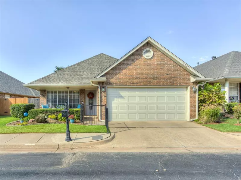 13401 Prairie View Lane, Oklahoma City, OK 73142