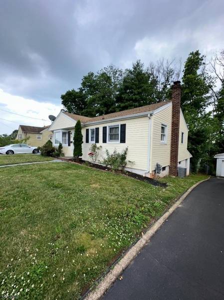 27 6th Ave, Woodbridge Twp., NJ 07064