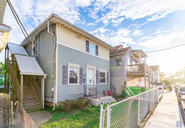 22 Bay Ave, Keansburg Boro, NJ 07734