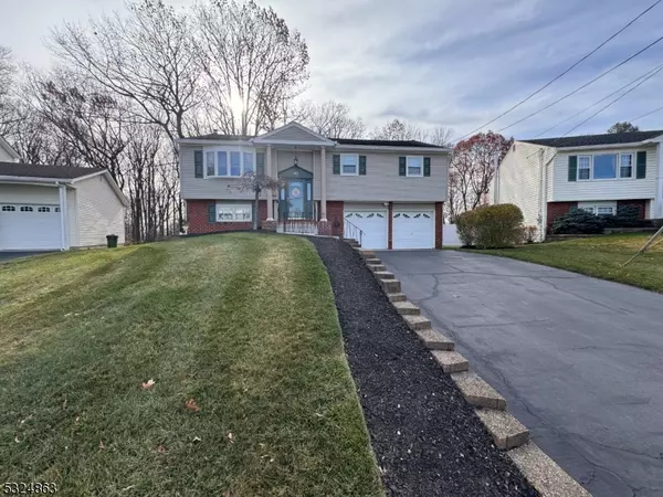 Rockaway Twp., NJ 07866,93 Circle Dr