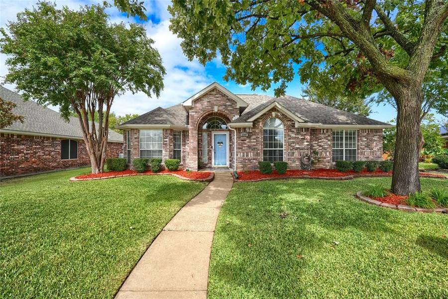 2707 Granite Avenue, Sachse, TX 75048