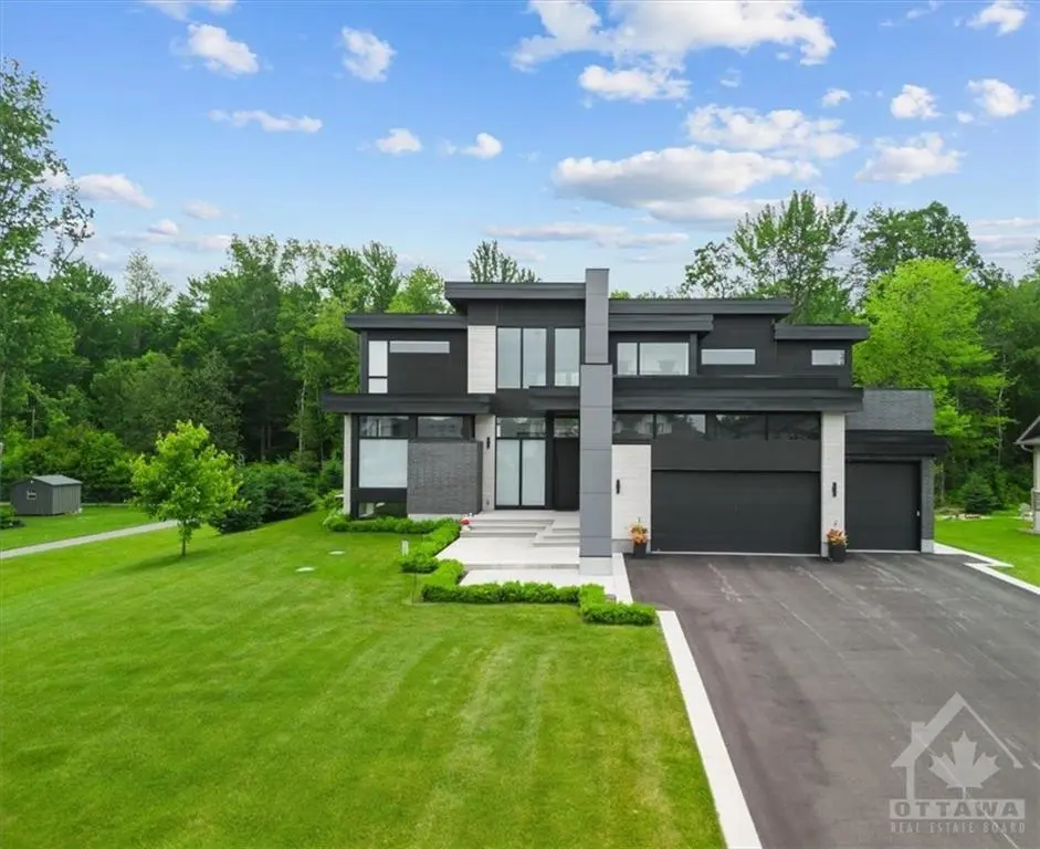 Ottawa, ON K4P 0G3,553 SHOREWAY DR