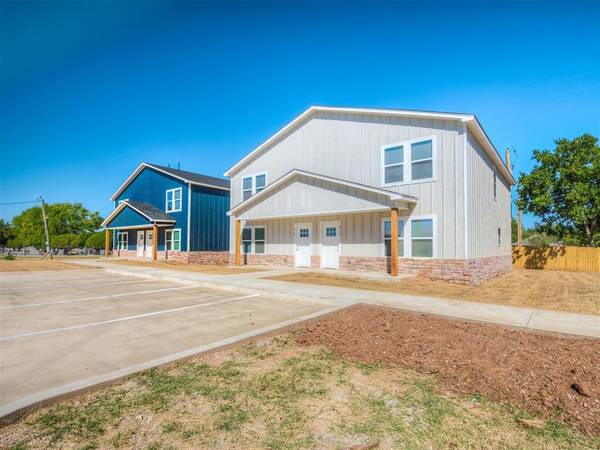 1728 S 8th Street, Chickasha, OK 73018