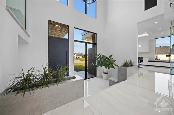 Ottawa, ON K4P 0G3,553 SHOREWAY DR