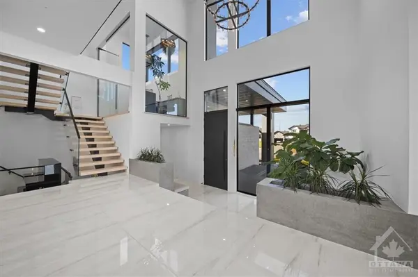 Ottawa, ON K4P 0G3,553 SHOREWAY DR