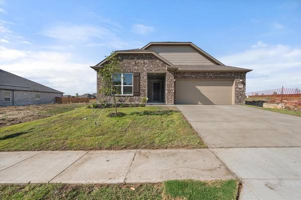 1038 Auburn Drive, Justin, TX 76247