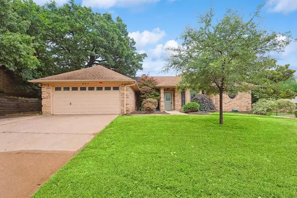 Euless, TX 76039,807 Forestcrest Court