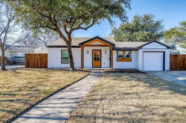 733 Edgefield Road, Fort Worth, TX 76107