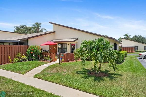 Hobe Sound, FL 33455,8070 SE Villa Cir  #A