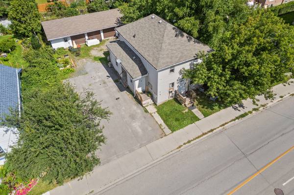 4 Mary ST W, Kawartha Lakes, ON K9V 2N4