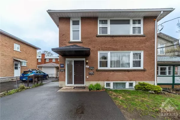 220 COMPTON AVE, Woodroffe, ON K2B 5A9