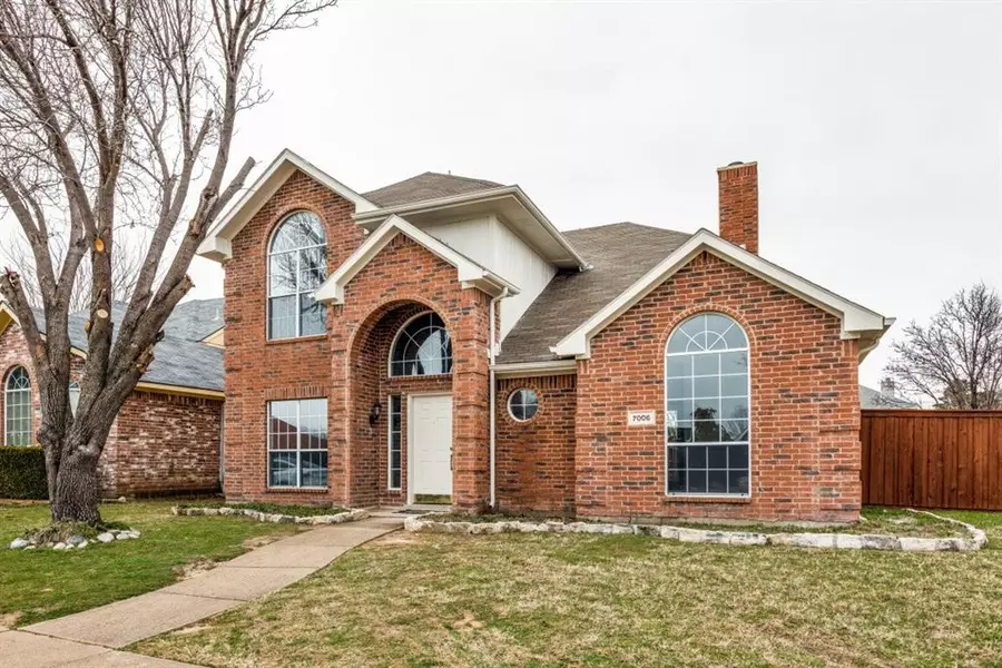 7006 Charleston Drive, Rowlett, TX 75089