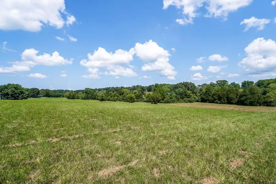 10 ac Green Valley Cir, Livingston, TN 38570