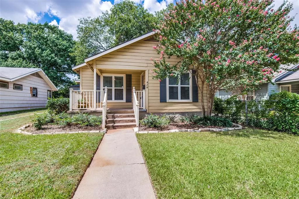 Arlington, TX 76011,424 N Pecan Street