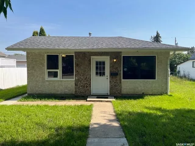 North Battleford, SK S9A 1E1,652 102nd STREET