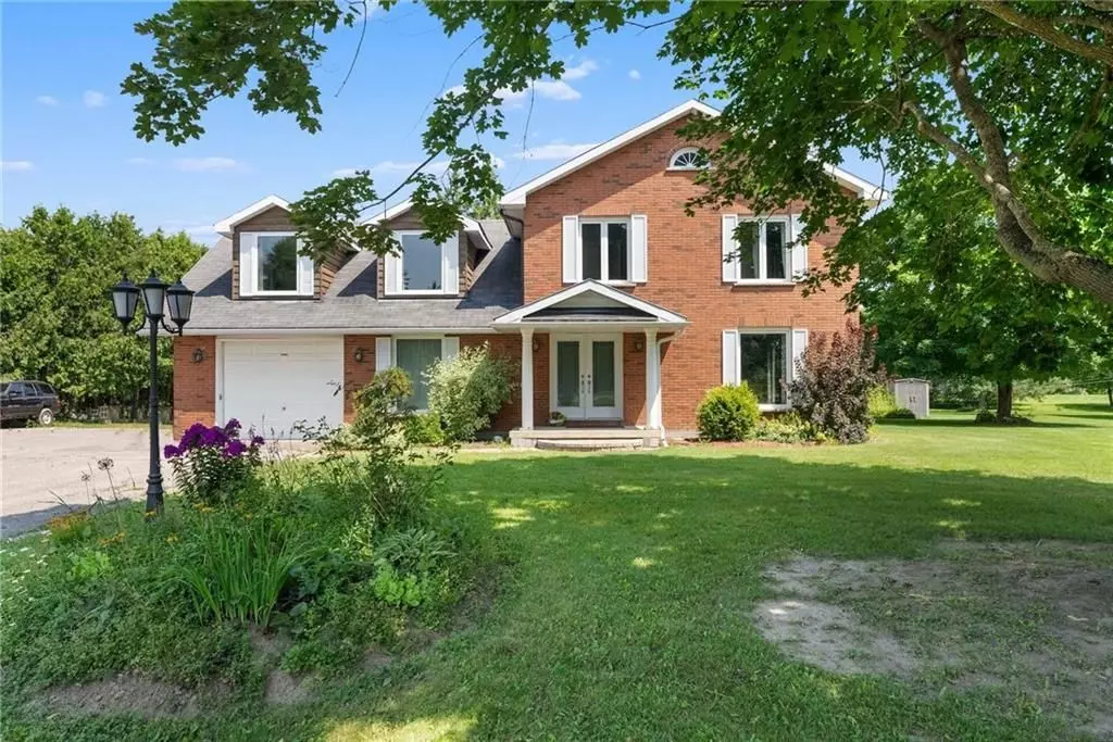 Mcnab/braeside, ON K7S 3G8,876 RUSSETT DR