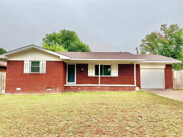 703 S Dungan Avenue, Cushing, OK 74023